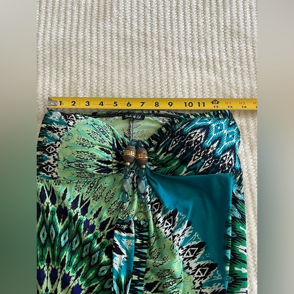 Vibrant Strapless Maxi Dress - Picture 10 of 12